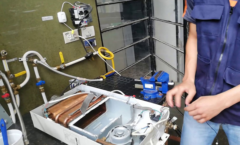 tecnicos-de-calefones-mabe-whirlpool-en-quito-cumbaya-